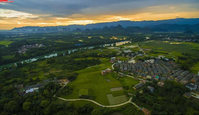 桂林市临桂区五通镇杨梅村